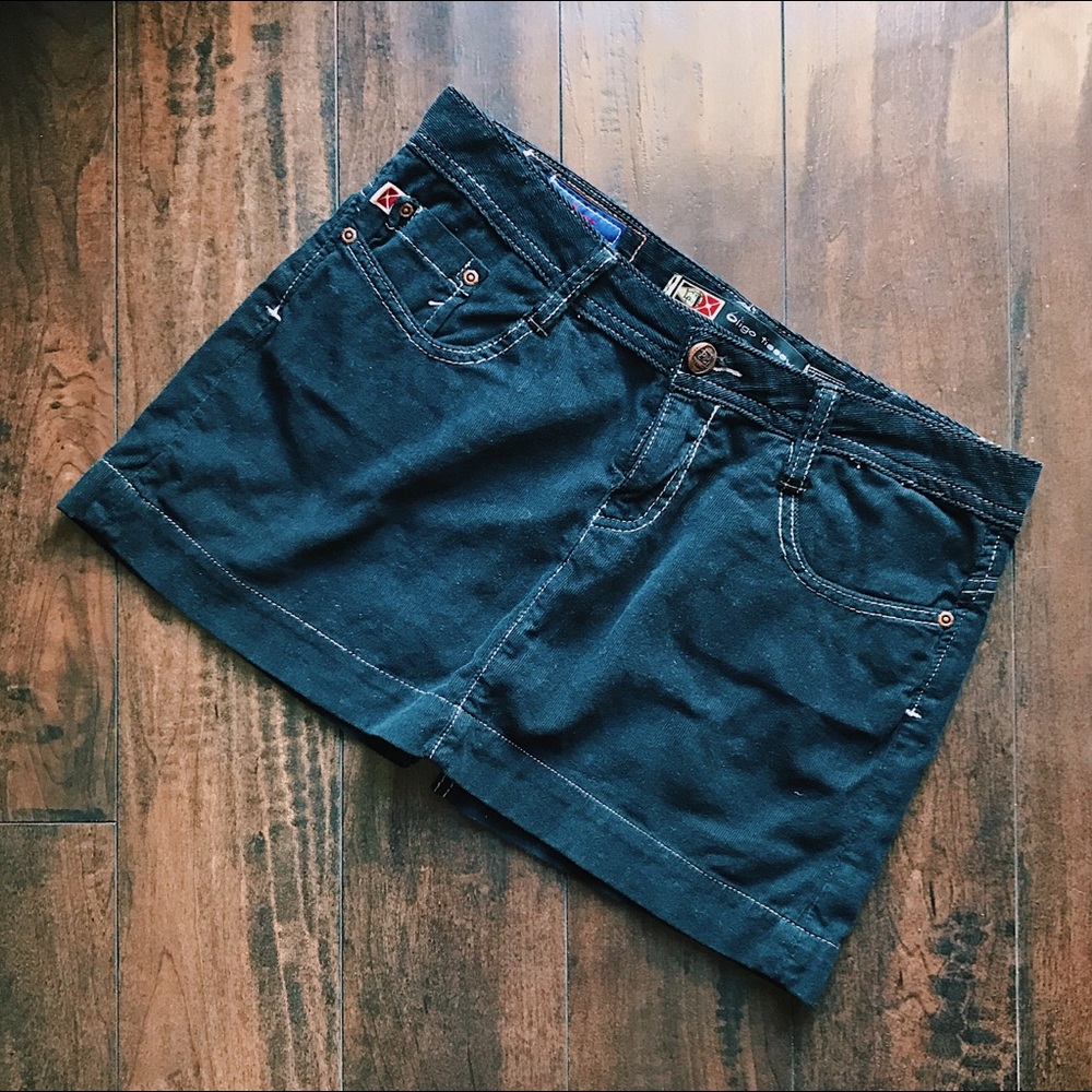 PACSUN || Black Corduroy Mini Skirt